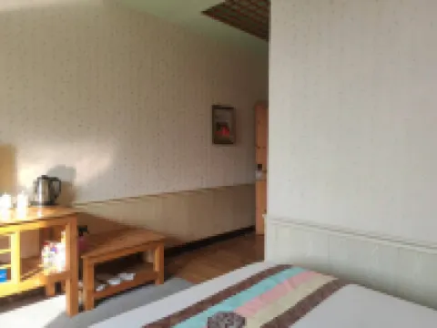 Changbaijingang Ecological Hot Spring Hotel Hotels in Changbai County