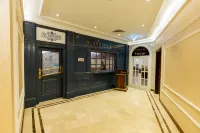 Luxe Avenue Hotel - bars