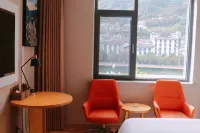 JINYUANLONGCHENGHOTEL Hotels in Langao