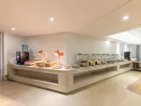 Vienna International Hotel (Guiyang Qingzhen Gaoyuan Mingzhu Junyueguoji) - Aamiainen