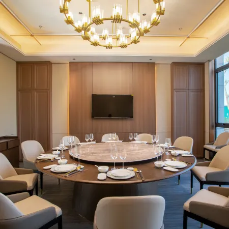 HENTIQUE HOTEL TAICANG