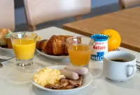 B&B HOTEL La Rochelle Beaulieu Puilboreau Hôtels à : Marsilly