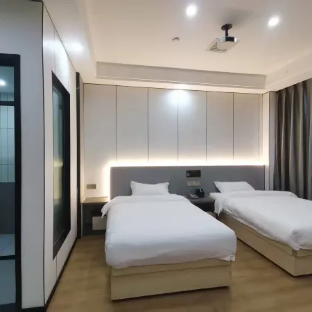 Xinrui Light Luxury Hotel