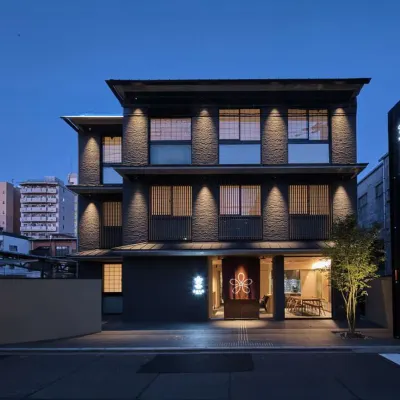 Stay SAKURA Kyoto 朱雀大路 鄰近二条站的酒店