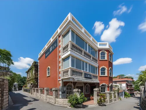 Gulangyu Island WHITE Juyi Holiday Villa (Riguangyan Branch)