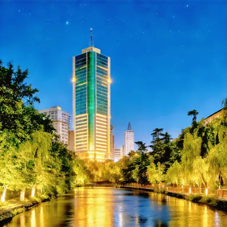 Zhonghao Grand Hotel Отели рядом с достопримечательностью «Источник Черного тигра»