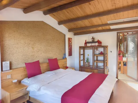 Xianning Banmu Dashan Chinese Inn