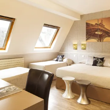 Hotel de la Cite Rougemont Paris Отели рядом с достопримечательностью «1-й округ: Лувр»