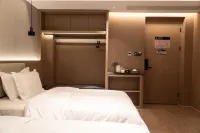 Miyi Jiayi Hotel