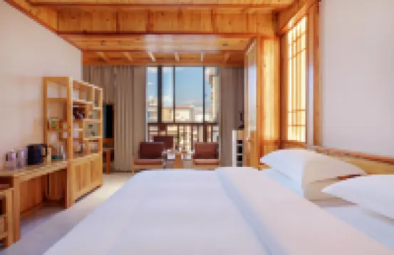 Floral Hotel·Tealese · Designer Villa(Lancang New Street, Lancang Ethnic Culture Park)