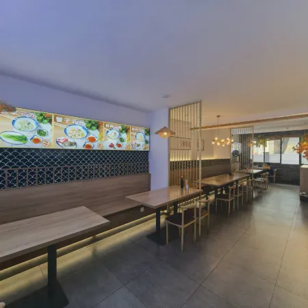 Elong ME Hotel (Chenzhou Wuling Square City Hall)
