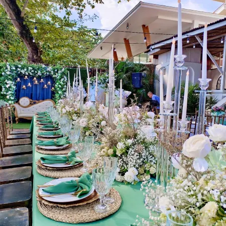 Gracey Dive Resort And Restaurant