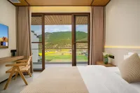 Sheye (Huangling Scenic Area, Wuyuan) - pet friendly
