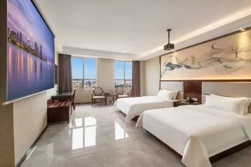 Yangjiang Yintai Hotel (Baili Plaza Branch)