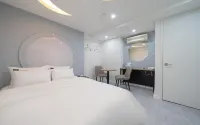 쟈스민 신촌역 주변 호텔