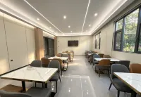 MASTON  HOTEL - breakfast