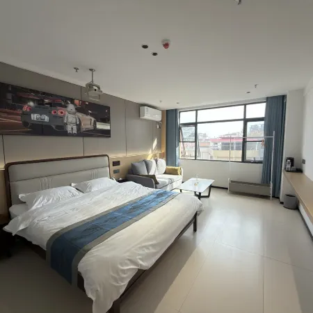 Roman Style Theme Apartment