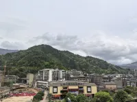 Yixiyao - con vista montagne