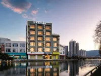 Dingyu Coast Hotel Hotels near Caicun