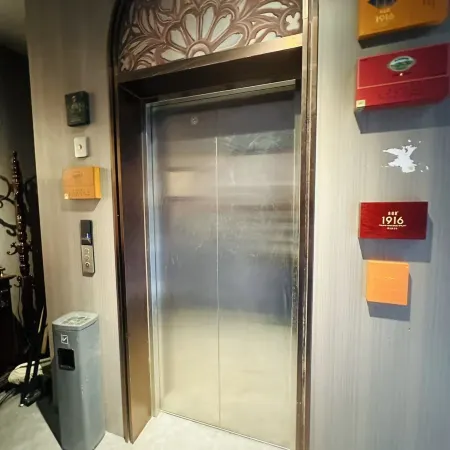Zimo Ugly Niu Inn (Datong Ancient City Branch)
