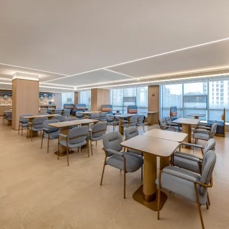 HanTing Hotel (Xingyi Jushan Square Jushan Avenue)