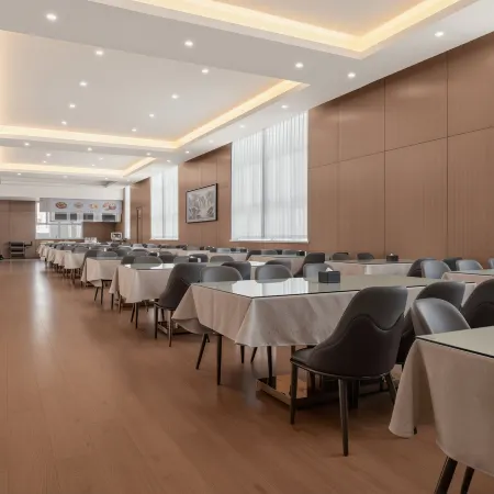 Bole Longquan Boyue Hotel