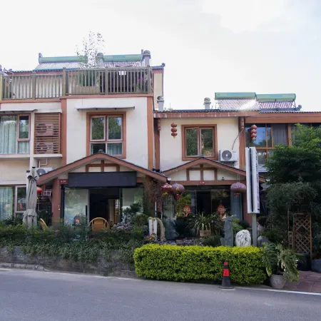 XICHANG Shiyunju B&B
