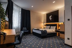 Hotel Astral