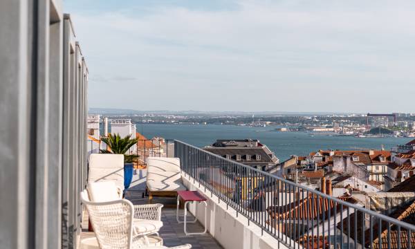 Almaria - Ex Libris Apartments | Chiado
