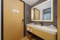 建國璞隱酒店（大連星海融匯西安路商業街店） - 新
