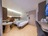海仕登影音（東莞藝展中心UCC寰宇匯金中心店） 鄰近格地的酒店
