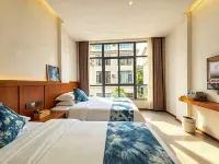 Wangfeng Mountain Residence Vacation Apartment (Xingyi Wanfenglin National Scenic Spot) - Mountain view