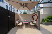 Muse Creative Fun Brick Chalet (Jinshan North Station) โรงแรมในหอคอยเก่าแก่จิงชาง เฟ่งจิง