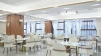 Longyuan Water World Resort Hotel - parking
