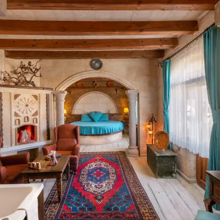 maron stone house