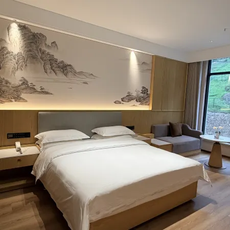 Jomda Meihao Hotel
