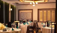 Wuxi Grand Hotel - Pools