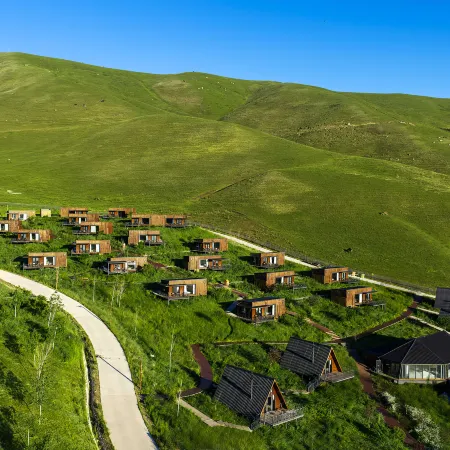 Joan Kushtai Joong Valley Bay Wild Luxury Camp