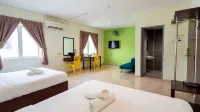 Swing & Pillows @ Golden Roof Hotel Falim, Ipoh - 3 Sao