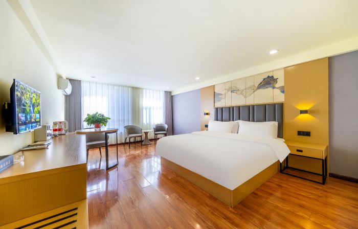 Nalan Hotel (Lanzhou New District Zhongchuan Airport Branch)