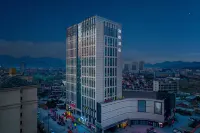 Zhuji Boya Hotel (Honghui Fortune Building Dianchi Middle School) Отели рядом с достопримечательностью «Чжухуаньхуа, Международный ювелирный город»