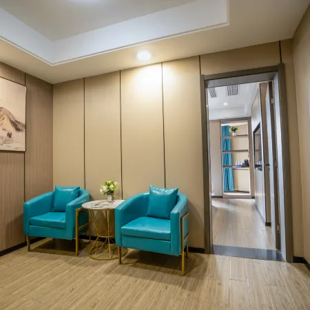 TukE China Light Residence Hotel
