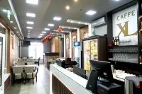 Berry Hotel Ledine Hotels in Surčin