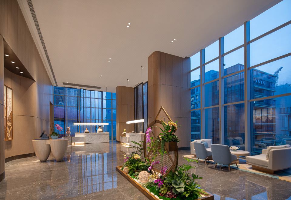 Junluxe Guangzhou BaiyunHotel Overview