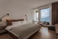 Erhai Nali Seascape Inn