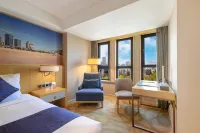 Sky World Hotel - Rooftop Pools