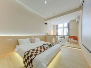 Smiler Hotel Apartment (Jinwan Huafa Shangdu Branch)