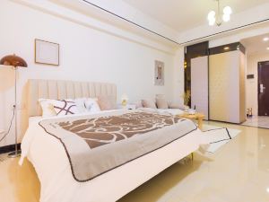 Wanda Plaza Aoston Apartment (Jiangmen Huiyue Darong City Branch)