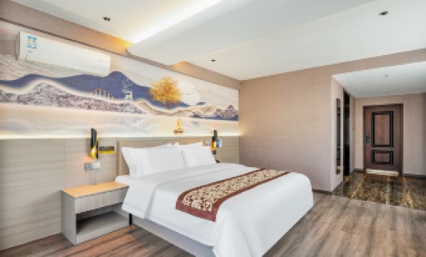 Shengya Hotel (Harbin West Railway Station Haxi Wanda Plaza)