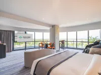 Yuhu Peninsula Hotel (Yuhuan Wanda Plaza Convention and Exhibition Center) Hotels in Yuhuan